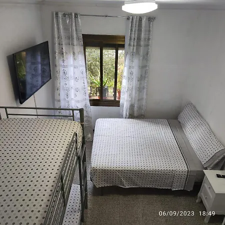 Homestay Apto Barcelona C R Santa Coloma de Gramenet